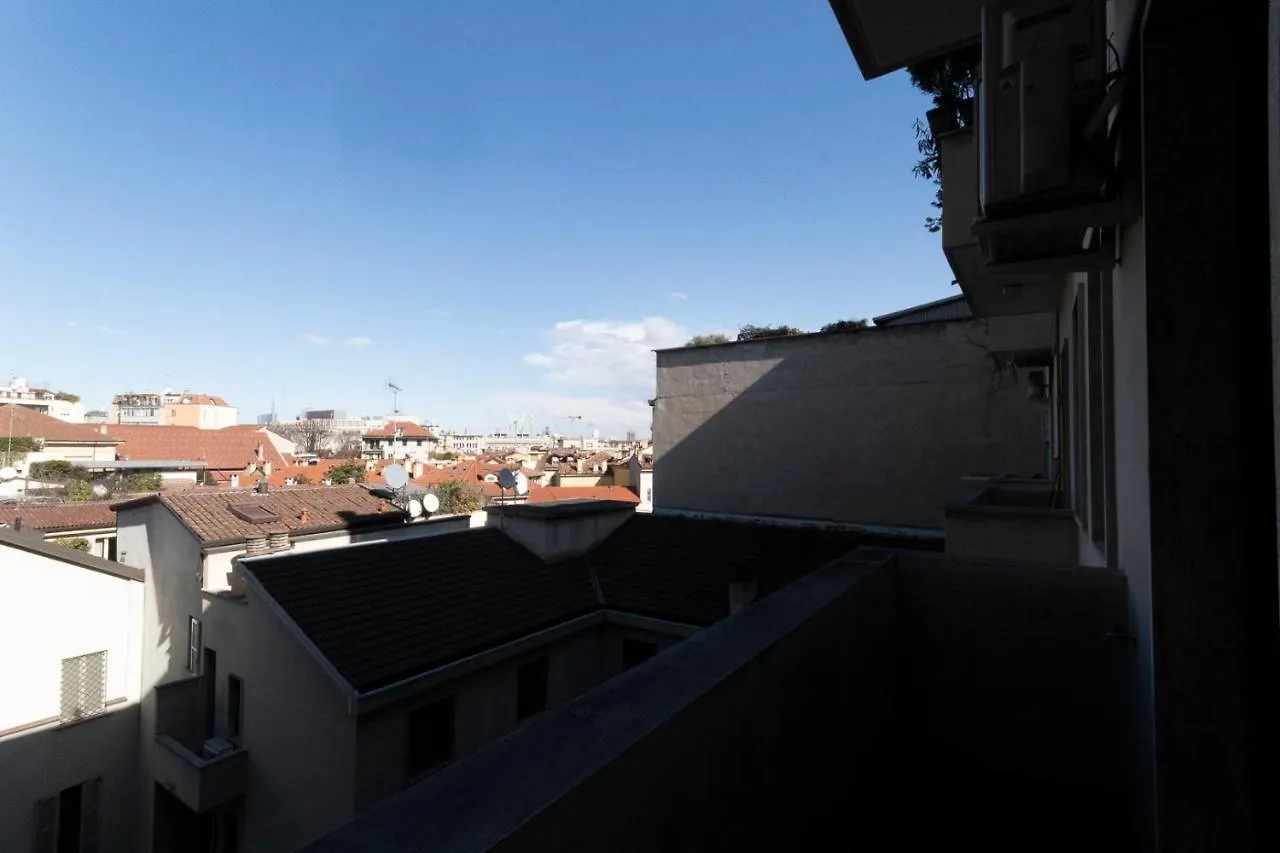 Via Torino Apartment 1 Milan