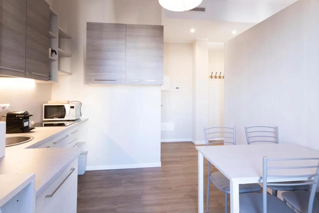 Via Torino Apartment 1 Milano 0*,