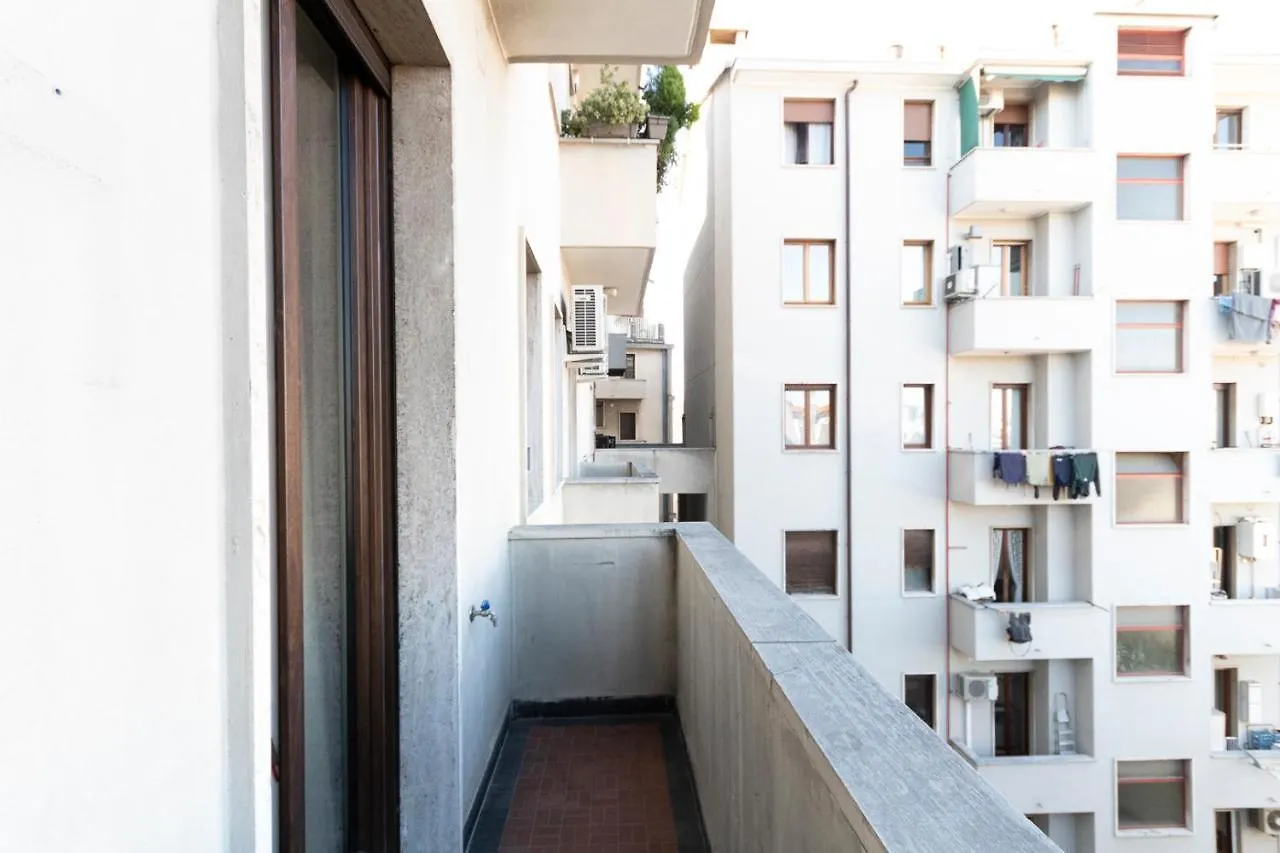 Via Torino Apartment 1 Milano