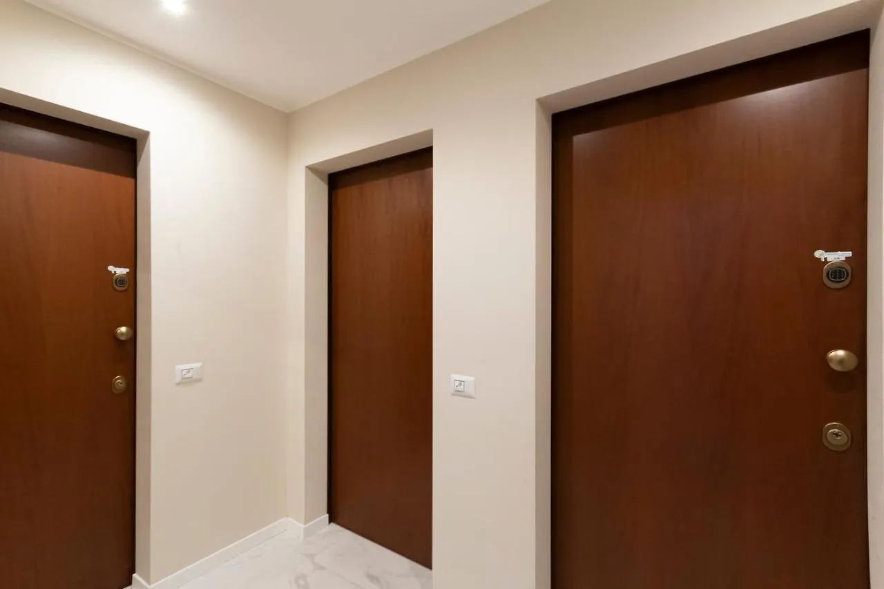 Via Torino Apartment 1 Μιλάνο